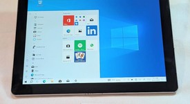 Fair
													Microsoft Surface Go - Wi-Fi, Silver, 64 GB, 4 GB, photo 1 of 6