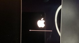 Mint
													Apple iPhone 14 - Cricket, Starlight, 128 GB, A2649, photo 1 of 8