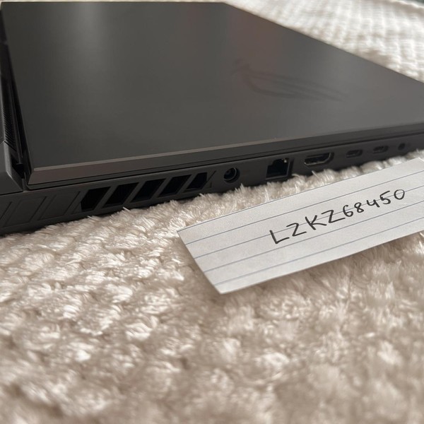 Asus ROG Strix G16 (2025) G614 - 1 TB, 16 GB, AMD Ryzen 9