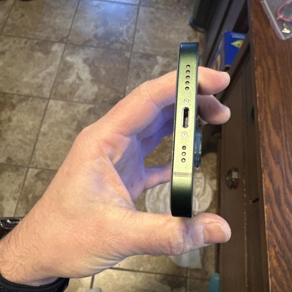 Apple iPhone 13 - Unlocked, 128 GB, Green, A2482