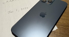 Good
													Apple iPhone 12 Pro Max - Unlocked, Pacific Blue, 128 GB, A2342, photo 3 of 9