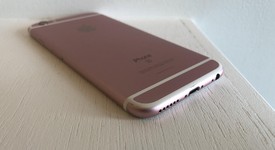 Good
													Apple iPhone 6S - Unlocked, Rose Gold, 64 GB, A1688, photo 4 of 11