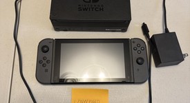 Good
													Nintendo Switch - Grey, 32 GB, Super Smash Bros. Edition, photo 1 of 6