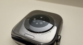 Mint
													Apple Watch Series 10 46mm - Unlocked, Natural, A3003 - Cellular, Titanium, photo 4 of 7