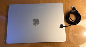 Good
													MacBook Air 2025 (M4) - 13" - Apple M4, Silver, 1 TB, 24 GB, photo 5 of 5