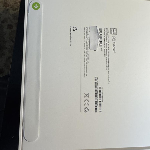 Apple iPad Pro 11 inch (M4) 2024 - Unlocked, 2 TB, Black, 16 GB, A2837, Nano-texture Glass