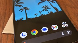 Mint
													Google Pixel 10 Pro XL - Unlocked, Obsidian, 1 TB, GUL82, photo 2 of 11