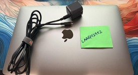 Good
													MacBook Air 2020 - 13" - Apple M1, Gray, 256 GB, 8 GB, photo 2 of 6