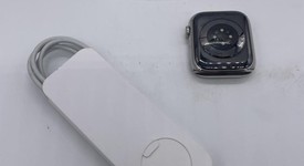 Good
													Apple Watch Series 8 45mm - Unlocked, Silver, A2774 - Cellular, Stainless, photo 2 of 6