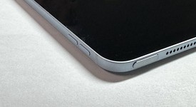 Mint
													Apple iPad Air 11" (M3) 2025 - Unlocked, Blue, 128 GB, A3267, photo 4 of 6