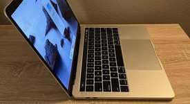 Good
													MacBook Pro 2019 - 13" - I5, Silver, 128 GB, 8 GB, photo 2 of 7