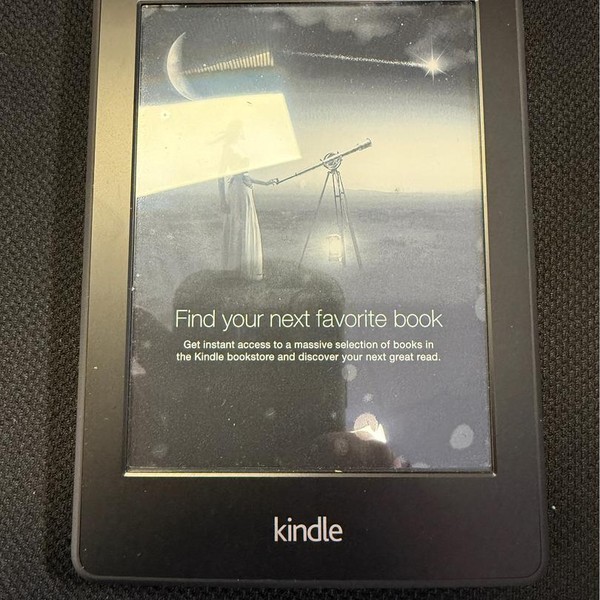 Amazon Kindle Paperwhite 7th Gen - Amazon, 4 GB