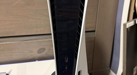 Mint
													PlayStation 5 Standard Edition (2020) - White, 825 GB, Standard Edition, photo 3 of 8