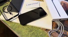 Mint
													Apple iPhone Air - Unlocked, Space Black, 256 GB, A3260, photo 1 of 9