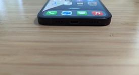 Good
													Apple iPhone 12 - AT&T, Black, 64 GB, A2172, photo 3 of 12