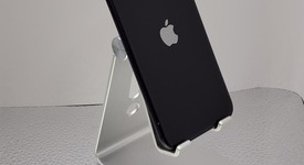 Fair
													Apple iPhone SE 2nd Gen 2020 - Unlocked, Black, 64 GB, A2275, photo 4 of 16