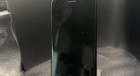 Good
													Apple iPhone SE 3rd Gen 2022 - Unlocked, Midnight, 64 GB, A2595, photo 4 of 11