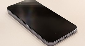 Mint
													Google Pixel 10 Pro XL - Unlocked, Moonstone, 256 GB, GUL82, photo 4 of 10