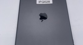 Fair
													Apple iPad 7th Gen - Wi-Fi, Gray, 32 GB, A2197, photo 3 of 9