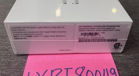 New
													Apple AirPods 2nd Gen - Lightning Case, photo 3 of 3