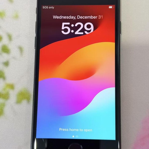 Apple iPhone SE 2nd Gen 2020 - Unlocked, 64 GB, Black, A2275