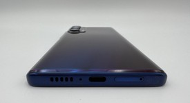 Mint
													Motorola Edge (2021) - Verizon, Navy Blue, 128 GB, 6 GB, photo 3 of 5