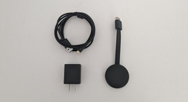 Mint
													Google Chromecast 2nd Gen, photo 4 of 8