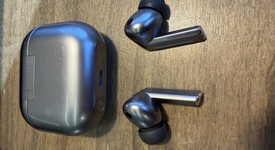 Used
													Samsung Galaxy Buds3 Pro - Silver, photo 3 of 4