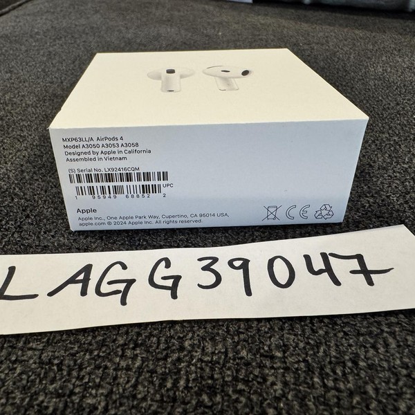 Apple AirPods (4th Gen) - Standard