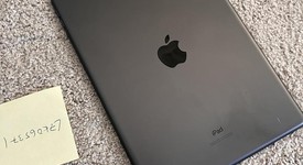 Mint
													Apple iPad 8th Gen - Wi-Fi, Gray, 32 GB, A2270, photo 5 of 9