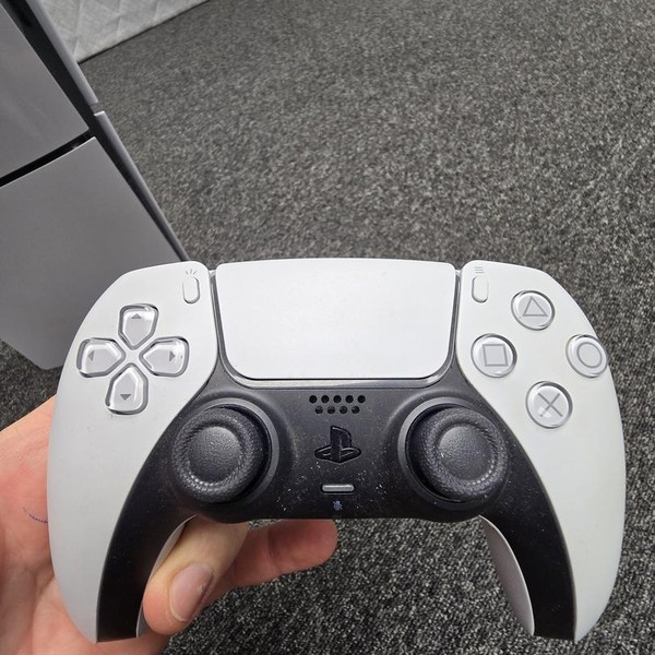 PlayStation 5 Slim Standard Edition (2023) - White, 1 TB