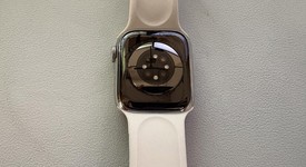 Good
													Apple Watch Series 7 41mm - Unlocked, Silver, A2475 - Cellular, Stainless, photo 4 of 9
