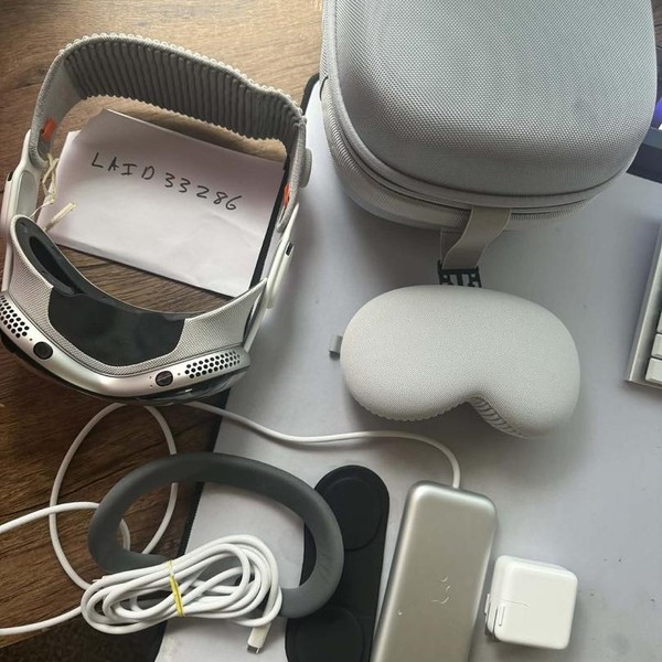 Apple Vision Pro - 1 TB