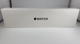 New
													Apple Watch SE 1st Gen 44mm - Unlocked, Gold, A2354 - Cellular, Aluminum, photo 1 of 2