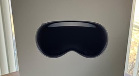 New
													Apple Vision Pro - 256 GB, photo 1 of 4
