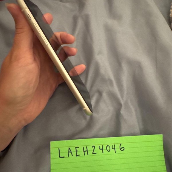 Apple iPhone 11 - Verizon, 64 GB, White, A2111