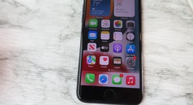 Good
													Apple iPhone SE 3rd Gen 2022 - Verizon, Midnight, 64 GB, A2595, photo 1 of 4