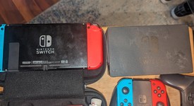 Fair
													Nintendo Switch - Red & Blue, 32 GB, photo 3 of 10