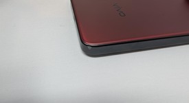 Good
													Vivo X200 Ultra - Unlocked Non-US, Red, 512 GB, 16 GB, photo 4 of 11