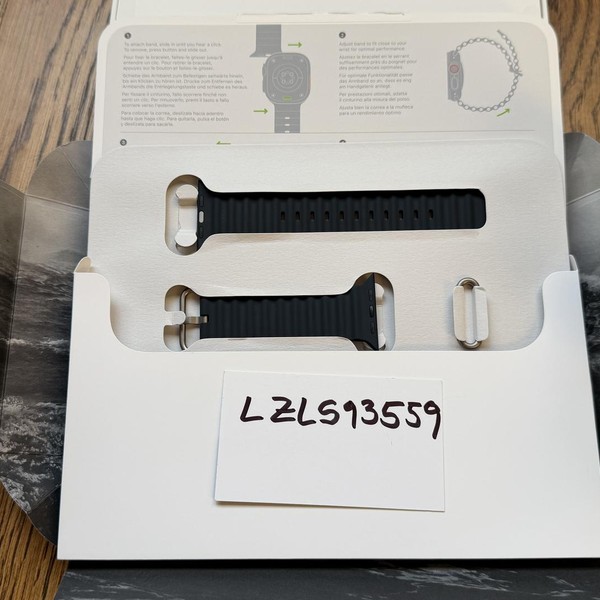 Apple Watch Ultra 49mm - Unlocked, Titanium, A2622