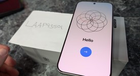 Mint
													Oppo Find X9 Pro - Unlocked Non-US, Titanium Charcoal, 512 GB, 16 GB, photo 5 of 7