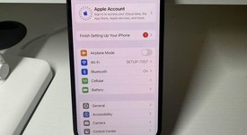 Good
													Apple iPhone 13 - Unlocked, Green, 128 GB, A2482, photo 3 of 4