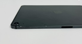 Fair
													Apple iPad Air 5th Gen - Unlocked, Gray, 256 GB, A2589, photo 3 of 5