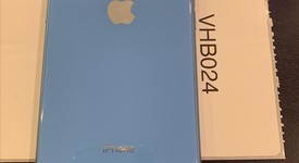 Mint
													Apple iPhone Xr - Sprint, Blue, 64 GB, A1984, photo 2 of 2