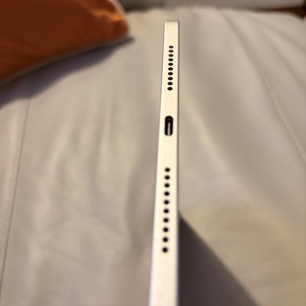 Apple iPad Mini 6th Gen - Wi-Fi, 64 GB, Starlight, A2567