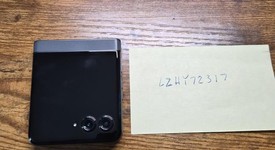 Good
													Motorola Razr (2024) - Unlocked, Gray, 256 GB, 8 GB, photo 2 of 5