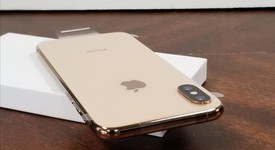 Mint
													Apple iPhone Xs - Sprint, Gold, 64 GB, A1920, photo 1 of 12