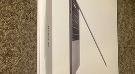 Good
													MacBook Pro 2018 (With Touch Bar) - 13" - I7, Gray, 1 TB, 16 GB, photo 5 of 8