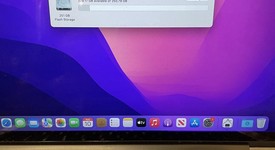 Good
													MacBook Pro 2015 (Retina) - 13" - Silver, 256 GB, 8 GB, photo 4 of 12