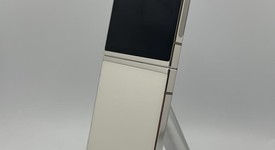 Mint
													Samsung Galaxy Z Flip5 - Unlocked, Cream, 512 GB, 8 GB, SM-F731U1, photo 4 of 7